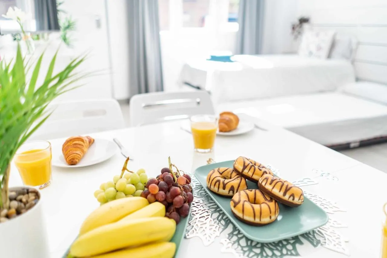 Apartamento Loft A frente a Playa Pedregalejo Málaga 0*,